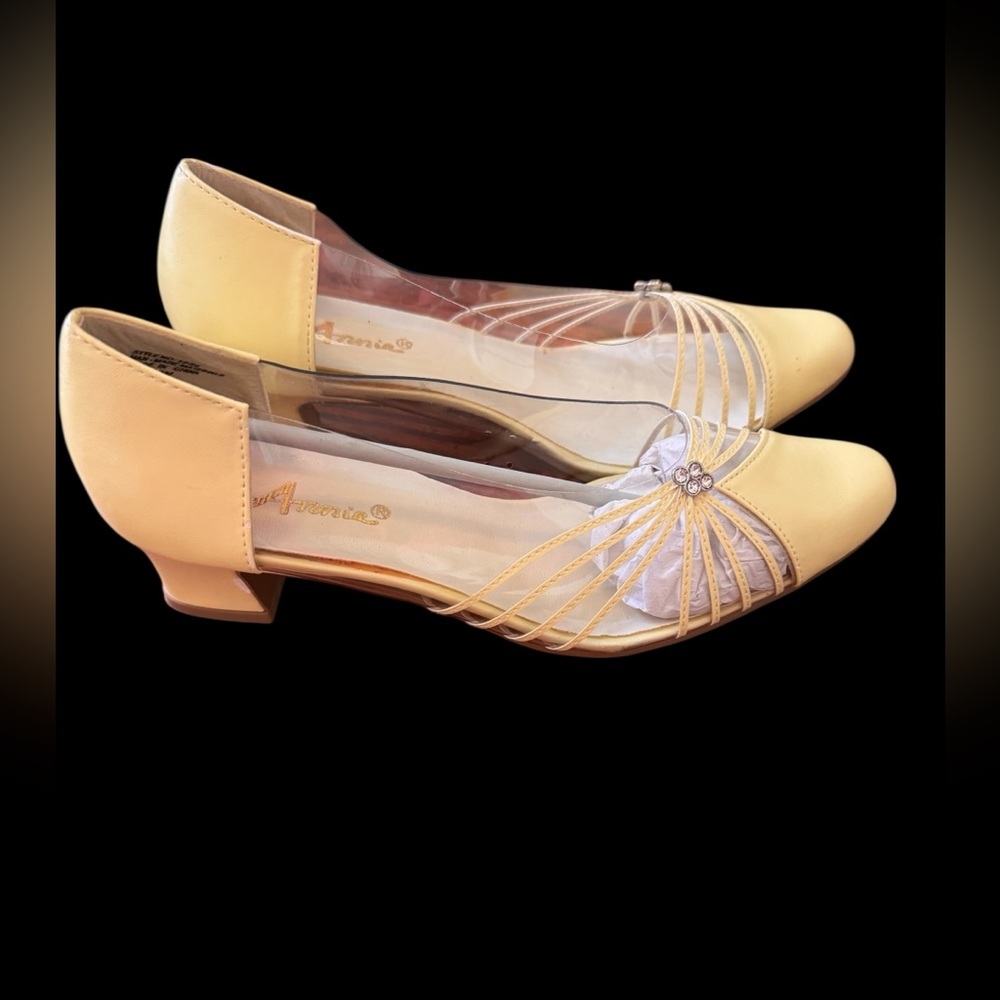 Annie Vintage Pumps - Picture 3 of 4
